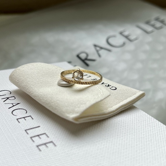 Grace Lee Jewelry - Rose Cut Petite Straight Lace Band